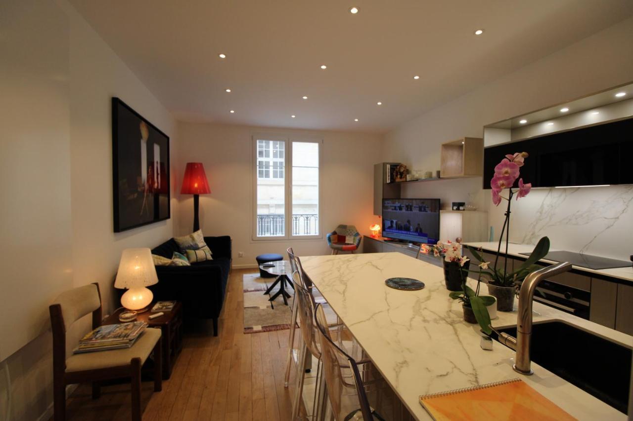 - Trocadero Apartment Paris